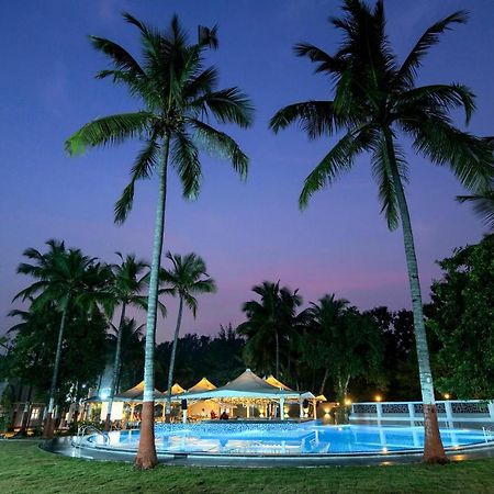 Gold Beach Villa Daman Esterno foto